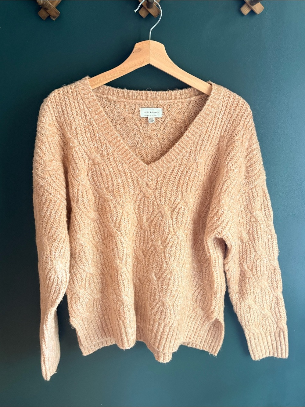 Lucky Brand Women’s V-Neck Camel Cableknit Sweater